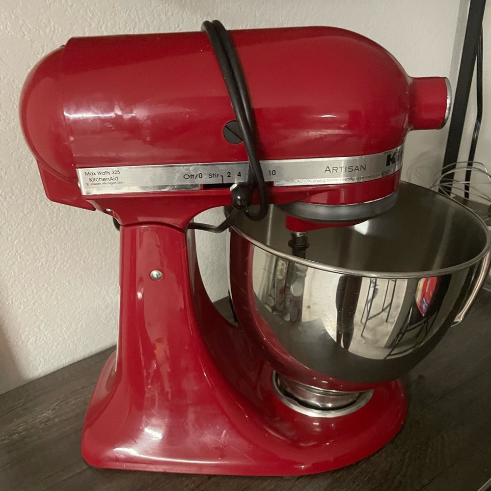 KitchenAid 5qt artisan mixer